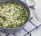 bebekler-icin-yogurt-corbasi.webp